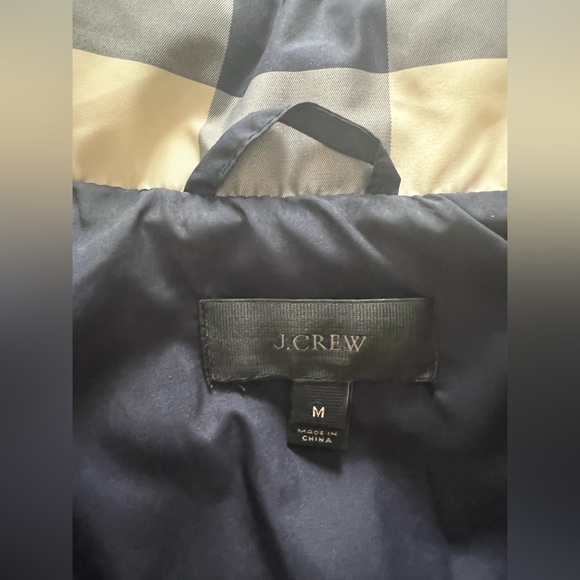 J Crew Puffer Vest - Picture 3 of 3